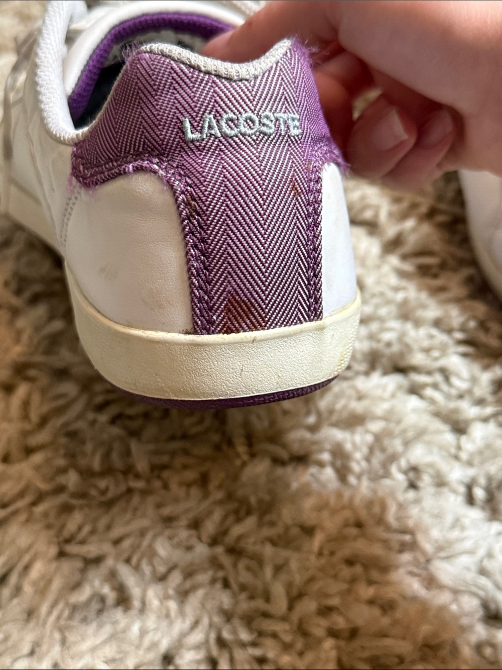 Lacoste White Leather Low-Top Sneakers Purple Chevron Heel Tab Size 9.5 - Picture 9 of 11